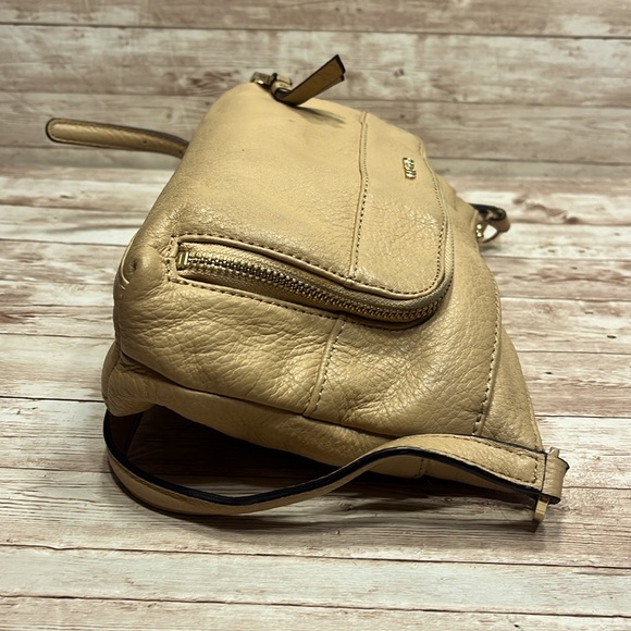 Calvin Klein Soft Pebbled Tan Leather Shoulder Bag with built in wallet - Picture 5 of 14